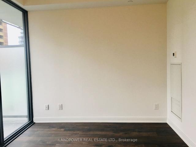 1002 - 50 Charles St E, Condo with 0 bedrooms, 1 bathrooms and 0 parking in Toronto ON | Image 8
