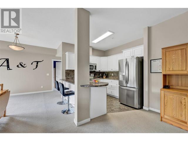 219 - 3550 Woodsdale Rd, Condo with 3 bedrooms, 2 bathrooms and 3 parking in Lake Country BC | Image 11