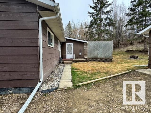5 Cedar Ave, House detached with 3 bedrooms, 1 bathrooms and null parking in Silver Sands AB | Image 24
