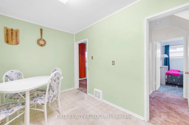 14 Third St, House detached with 3 bedrooms, 1 bathrooms and 4 parking in Belleville ON | Image 9