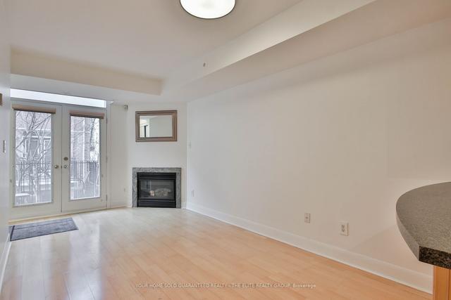 235 - 415 Jarvis St, Townhouse with 2 bedrooms, 1 bathrooms and 0 parking in Toronto ON | Image 24