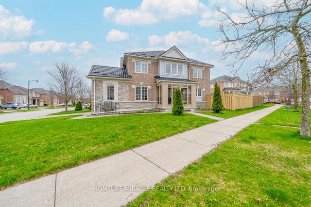 37 Millcar Dr, House detached with 4 bedrooms, 4 bathrooms and 6 parking in Toronto ON | Image 12