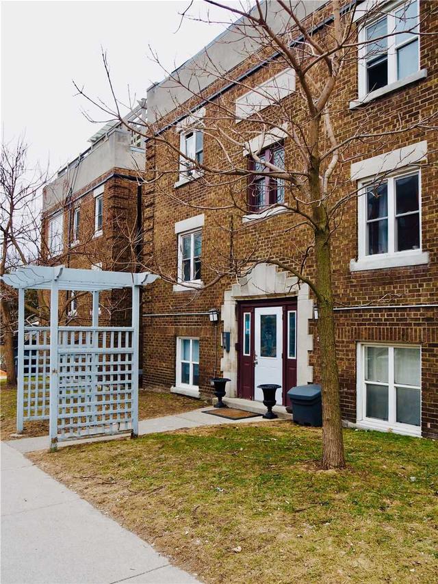 a4 - 98 Leuty Ave, House detached with 1 bedrooms, 1 bathrooms and 0 parking in Toronto ON | Image 1