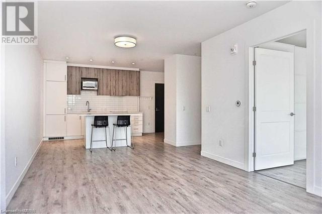 907 - 181 S King St S, Condo with 1 bedrooms, 1 bathrooms and 1 parking in Waterloo ON | Image 34