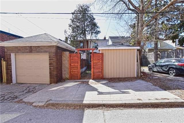 7 Byron Ave, House semidetached with 3 bedrooms, 1 bathrooms and 1 parking in Toronto ON | Image 17