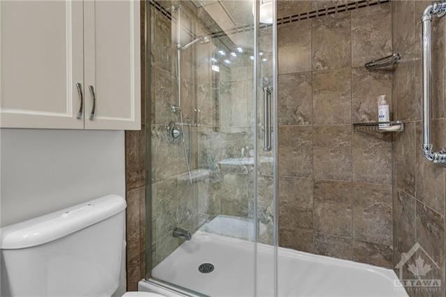 808 - 1025 Richmond Rd, Condo with 3 bedrooms, 2 bathrooms and 1 parking in Ottawa ON | Image 22