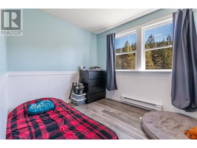 187 Pinewood Dr, House detached with 3 bedrooms, 3 bathrooms and 4 parking in Okanagan Similkameen H BC | Image 21