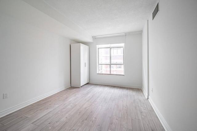 905 - 105 Victoria St, Condo with 1 bedrooms, 1 bathrooms and 0 parking in Toronto ON | Image 5