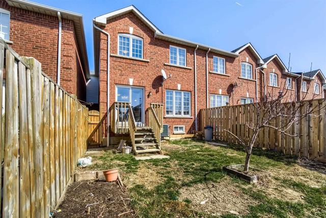 6153 Windfleet Cres, House attached with 4 bedrooms, 4 bathrooms and 4 parking in Mississauga ON | Image 30