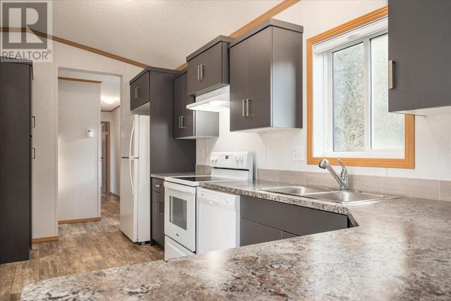 11 - 6820 Parklands Pl, House other with 2 bedrooms, 2 bathrooms and 2 parking in Lantzville BC | Image 8
