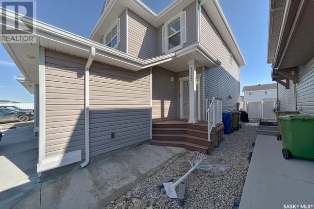 3323 Green Sandcherry St, House attached with 4 bedrooms, 4 bathrooms and null parking in Regina SK | Image 32