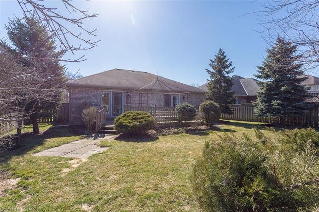 54 Tarry Parkway Parkway, House detached with 2 bedrooms, 1 bathrooms and null parking in Aylmer ON | Image 36