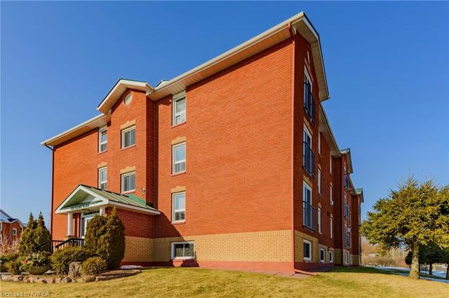 205 - 550 Talbot Pl, House attached with 2 bedrooms, 1 bathrooms and null parking in Gananoque ON | Image 10