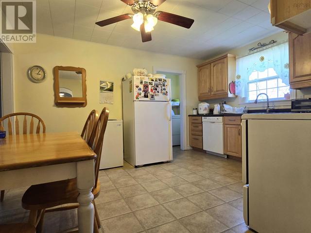 2199 South Main St, House detached with 4 bedrooms, 1 bathrooms and null parking in Westville NS | Image 10