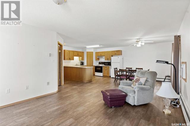 3 - 105 6th Avenue E, Condo with 3 bedrooms, 2 bathrooms and null parking in Watrous SK | Image 17