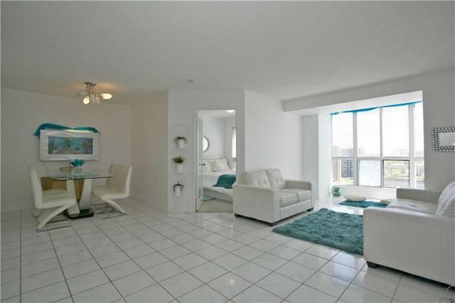 1004 - 1470 Midland Ave, Condo with 2 bedrooms, 2 bathrooms and 1 parking in Toronto ON | Image 8