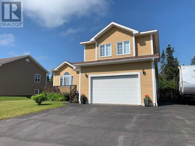 33 Mchugh St, House detached with 3 bedrooms, 2 bathrooms and null parking in Grand Falls-Windsor NL | Image 2