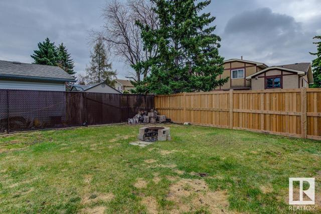5615 39 Ave Nw, House detached with 4 bedrooms, 2 bathrooms and null parking in Edmonton AB | Image 4