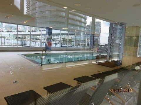 1609 - 55 Bremner Blvd, Condo with 1 bedrooms, 1 bathrooms and null parking in Toronto ON | Image 11