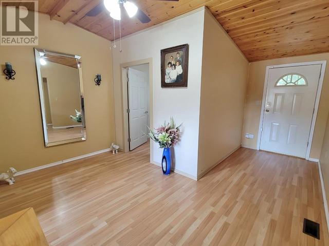 1995 - 168 Mile Rd, House other with 3 bedrooms, 3 bathrooms and null parking in Cariboo D BC | Image 25
