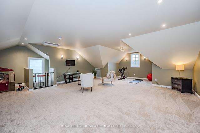 18 Carrington Pl, House detached with 3 bedrooms, 4 bathrooms and 5 parking in Guelph ON | Image 19