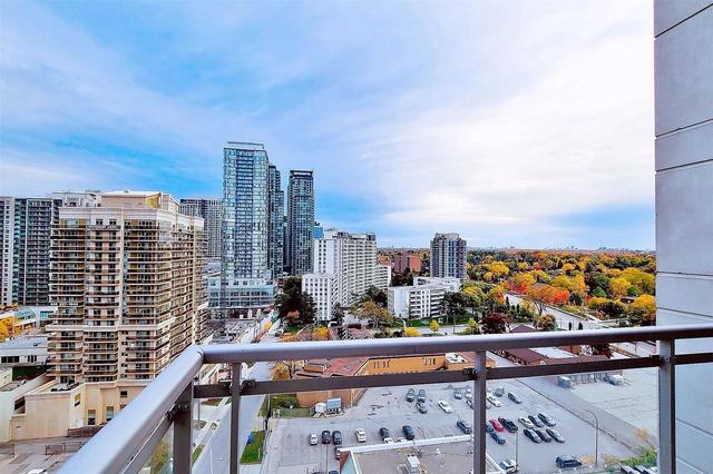 1706 - 30 Canterbury Pl, Condo with 2 bedrooms, 2 bathrooms and 1 parking in Toronto ON | Image 9