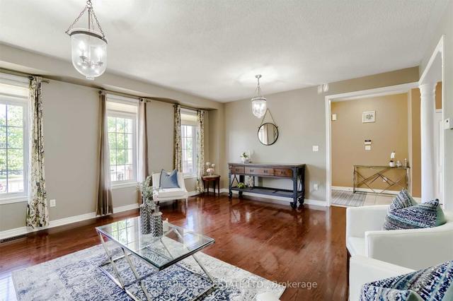 33 Huntspoint Dr, House detached with 4 bedrooms, 4 bathrooms and 3 parking in Brampton ON | Image 38