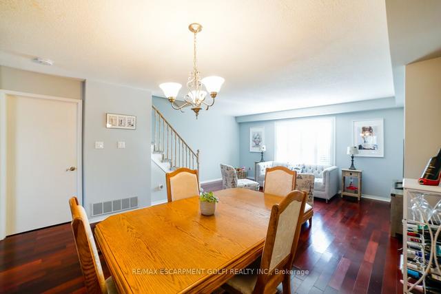 16 - 1540 Reeves Gate, Townhouse with 3 bedrooms, 3 bathrooms and 2 parking in Oakville ON | Image 5