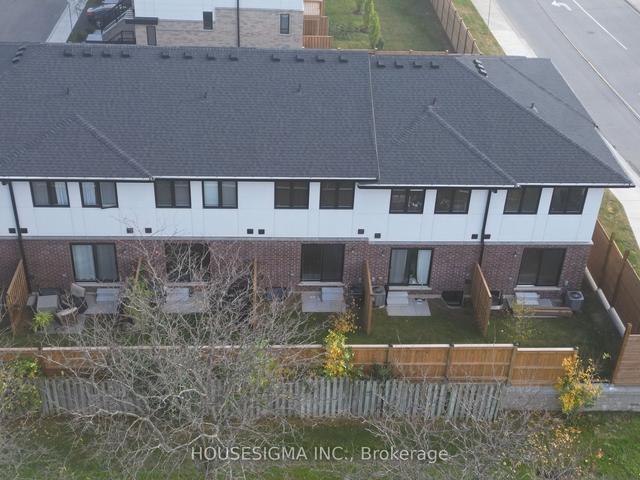1 - 527 Shaver Rd, Townhouse with 3 bedrooms, 3 bathrooms and 2 parking in Hamilton ON | Image 23
