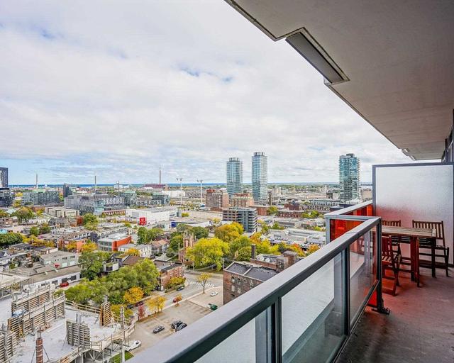 1806 - 120 Parliament St, Condo with 1 bedrooms, 1 bathrooms and 0 parking in Toronto ON | Image 3