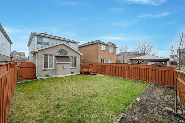 33 Willow Park Dr, House detached with 3 bedrooms, 4 bathrooms and 6 parking in Brampton ON | Image 17