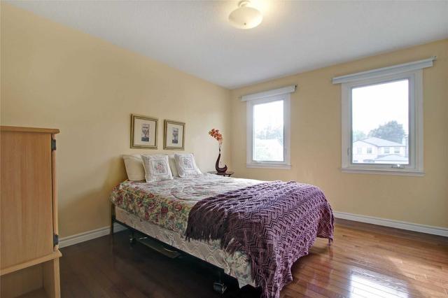 43 Birdsilver Gdns, House detached with 4 bedrooms, 4 bathrooms and 8 parking in Toronto ON | Image 19