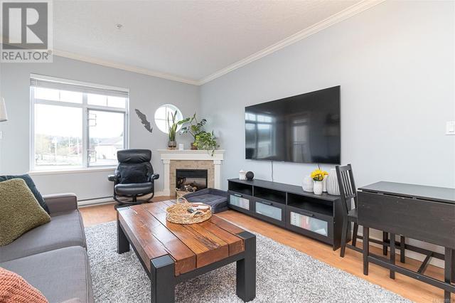 206 - 7088 West Saanich Rd, Condo with 2 bedrooms, 2 bathrooms and 4 parking in Central Saanich BC | Image 6