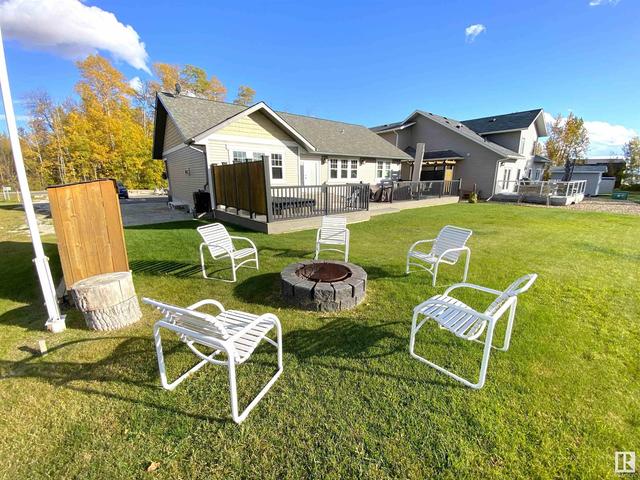 109 1st St, House detached with 5 bedrooms, 3 bathrooms and null parking in Yellowstone AB | Image 41
