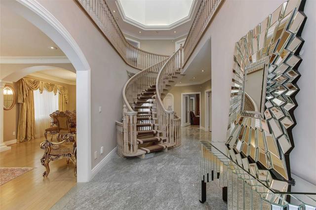 365 Princess Ave, House detached with 5 bedrooms, 7 bathrooms and 6 parking in Toronto ON | Image 23