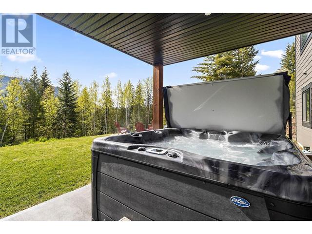 6600 Park Hill Rd Ne, House detached with 5 bedrooms, 3 bathrooms and 7 parking in Salmon Arm BC | Image 55