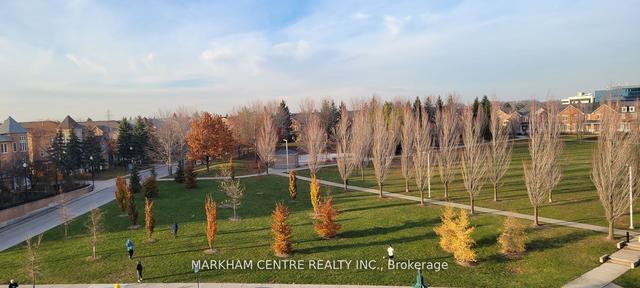 712 - 33 Cox Blvd, Condo with 3 bedrooms, 2 bathrooms and 2 parking in Markham ON | Image 1