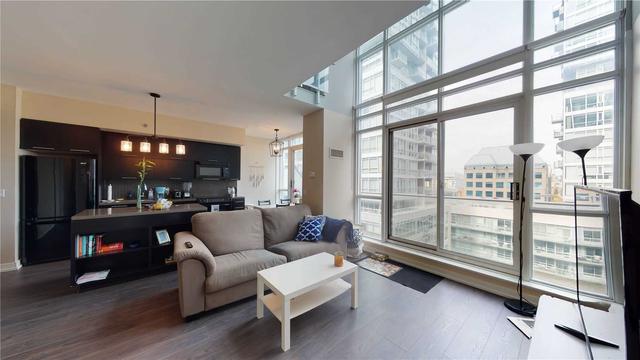 lph12 - 21 Nelson St, Condo with 1 bedrooms, 2 bathrooms and 1 parking in Toronto ON | Image 15