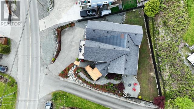 Aerial view of property | Image 44