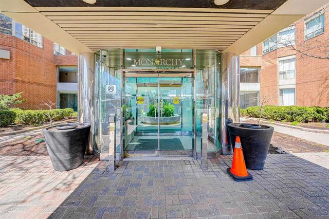 1109 - 335 Webb Dr, Condo with 2 bedrooms, 2 bathrooms and 1 parking in Mississauga ON | Image 12