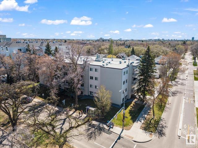 307 - 8125 110 St Nw, Condo with 2 bedrooms, 1 bathrooms and null parking in Edmonton AB | Image 1