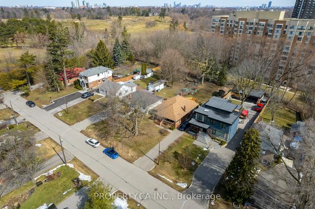 1079 Deta Rd, House detached with 3 bedrooms, 3 bathrooms and 7 parking in Mississauga ON | Image 22
