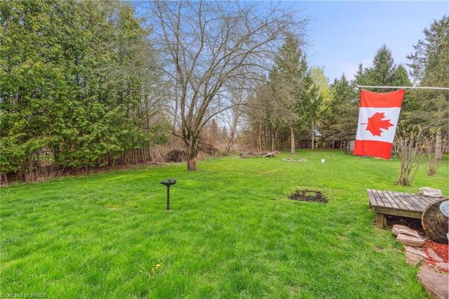 1303 County Road, House detached with 2 bedrooms, 1 bathrooms and 8 parking in Quinte West ON | Image 33