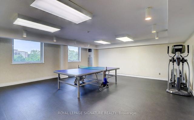 321 - 326 Major Mackenzie Dr E, Condo with 2 bedrooms, 2 bathrooms and 1 parking in Richmond Hill ON | Image 24
