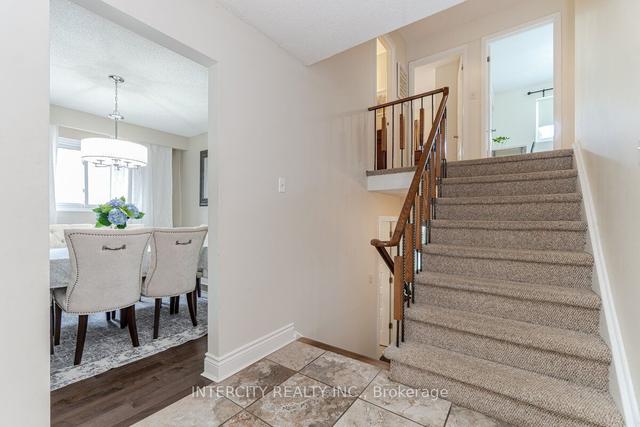 1184 Dowland Cres, House detached with 4 bedrooms, 3 bathrooms and 5 parking in Burlington ON | Image 5