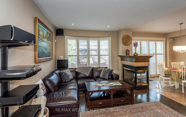 8 Carriage House Ct, House attached with 3 bedrooms, 4 bathrooms and 4 parking in Richmond Hill ON | Image 36