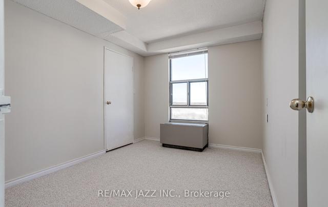 PH4 - 55 William St E, Condo with 3 bedrooms, 2 bathrooms and 1 parking in Oshawa ON | Image 8