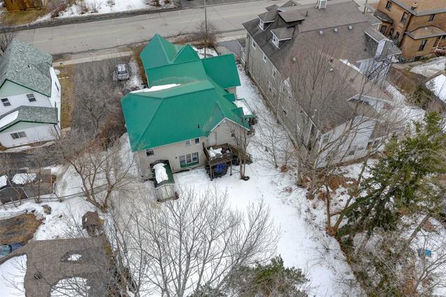 12 Gibson St, House detached with 5 bedrooms, 4 bathrooms and 6 parking in Parry Sound ON | Image 31