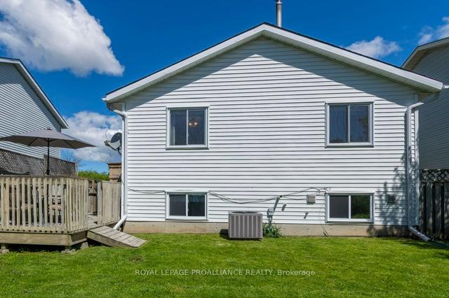21 Bogart Cres, House detached with 3 bedrooms, 2 bathrooms and 3 parking in Belleville ON | Image 21