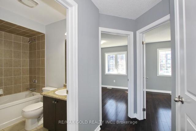 36 Dufay Rd, House attached with 3 bedrooms, 3 bathrooms and 3 parking in Brampton ON | Image 22